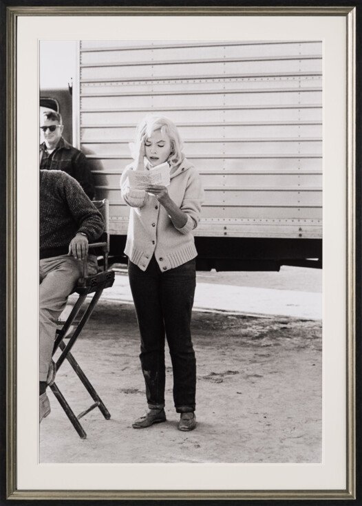 EAR MARILYN LEARNING HER LINES (21B) LRG 30 (1) 